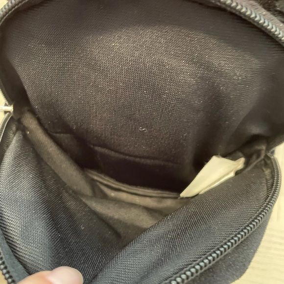 Disney, Minnie Mouse Crossbody Girls Purse - Picture 7 of 11